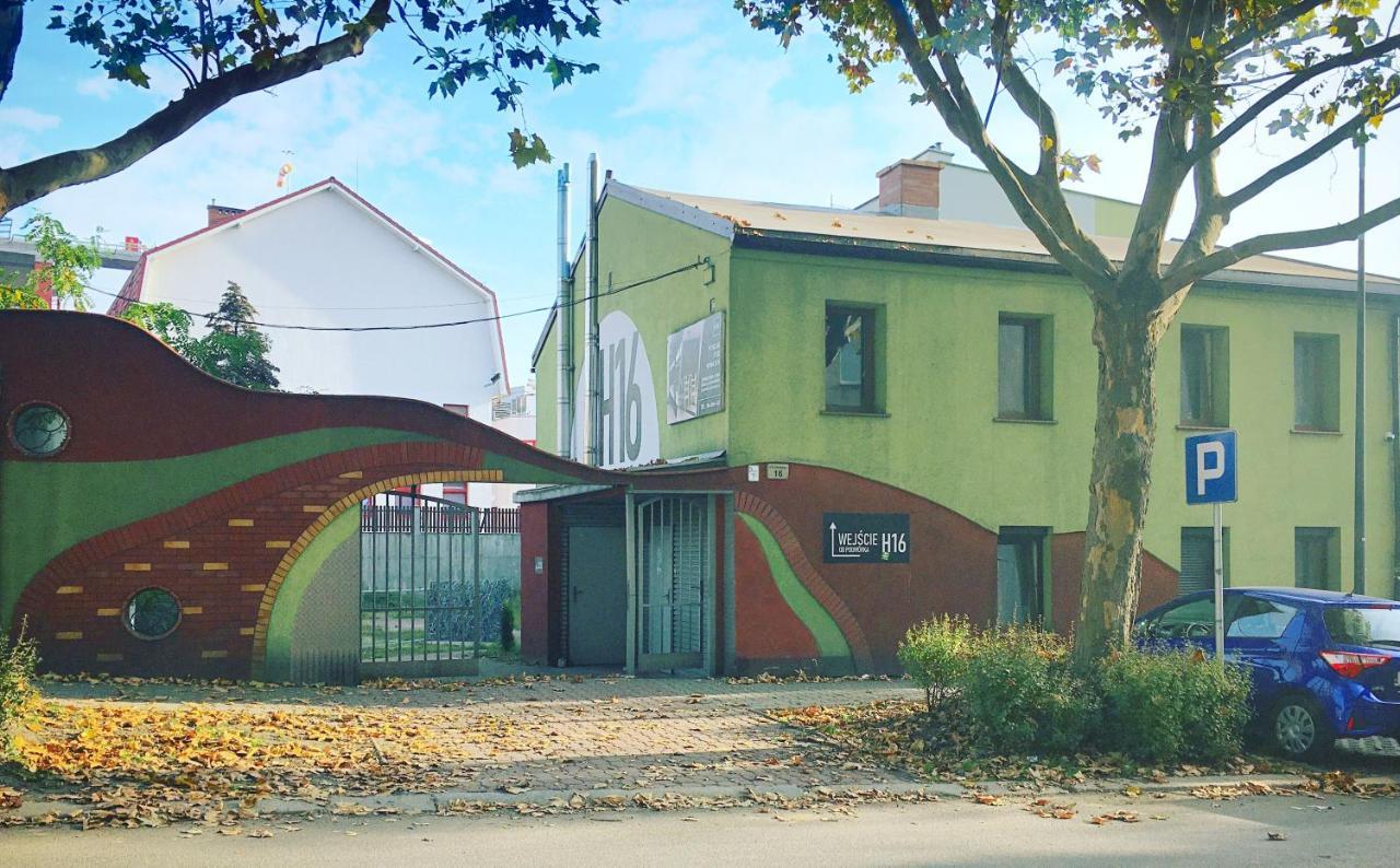 A Pousada Wygodne Pokoje H16 Chorzów Exterior foto